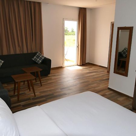 Hotel Corail De Cabo Cabo Negro Esterno foto